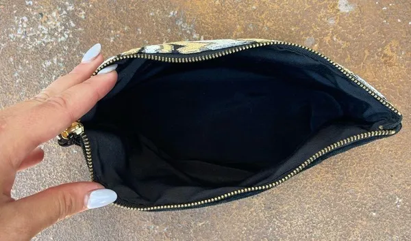NWOT Classy velvet mini cosmetic bag - Image 3