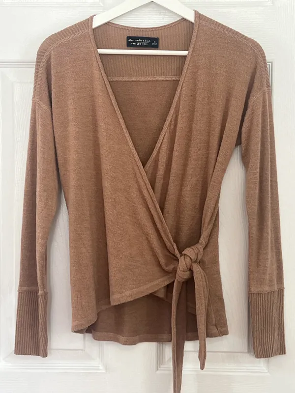 Abercrombie Soft Cozy Wrap Top Tie Waist Knit Long Sleeve Brown Size S - Image 2