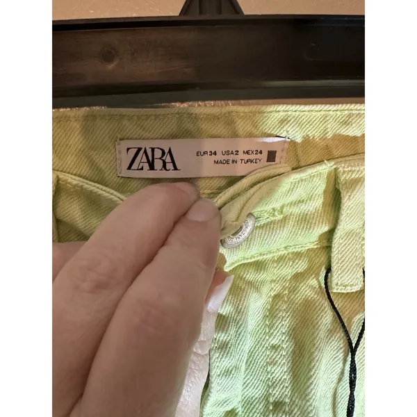 ZARA High Rise Straight Leg Jeans Women's‎ Size 2 Green Light Wash Denim - Image 2