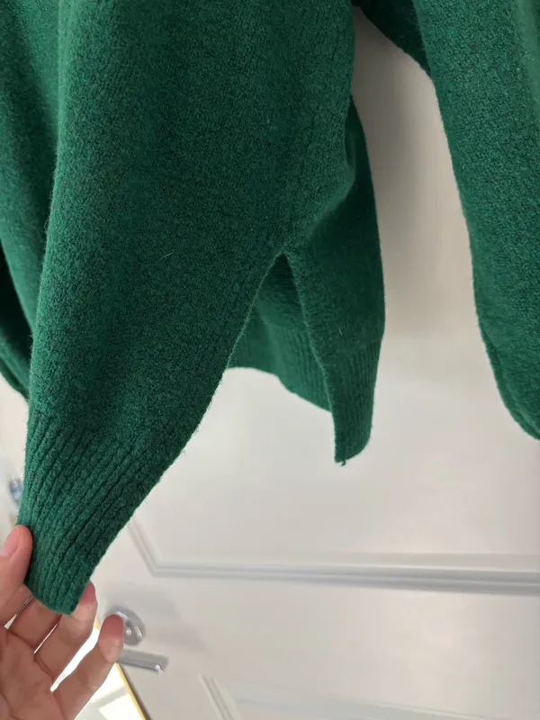 Green Wool Sweater Size M - Image 3