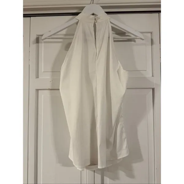 White House Black Market white pedal neck halter top size small - Image 5