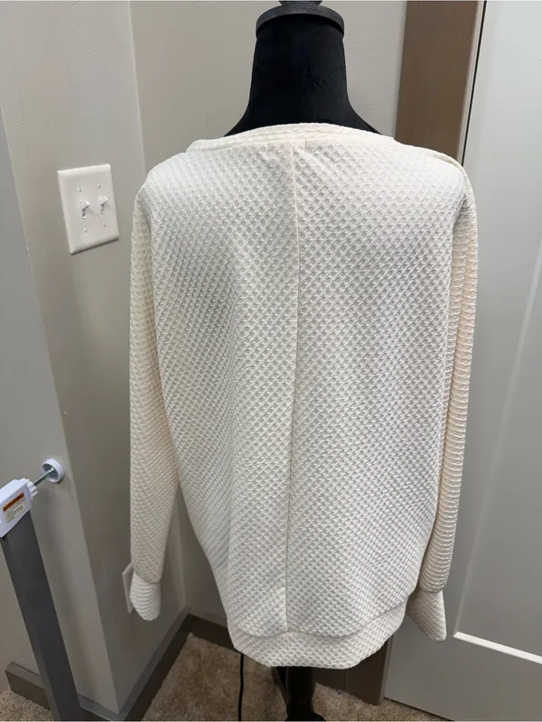 Buckle Black White Cream Waffle Knit Textured Sweater Crewneck Tunic Long M - Image 3