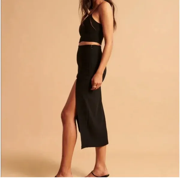 Abercrombie Cropped Triangle Set Top - Image 3