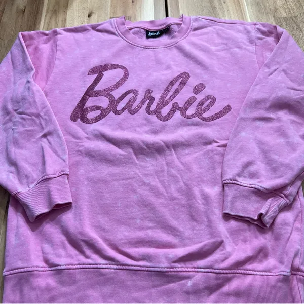 Barbie Pink Glitter Logo Sweatshirt Women’s Medium | Cozy Retro Crewneck - Image 4