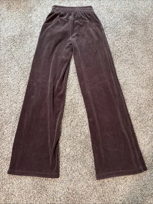 Lululemon Scuba Mid-Rise Wide-Leg Pant *Velvet Cord size 0 - Image 3