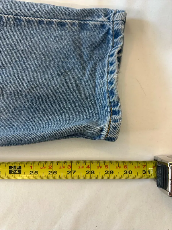 Vintage Levi's 560 Comfort Fit Loose Blue Denim Jeans Straight Leg Y2K 16 - Image 8