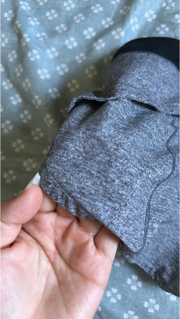 Lululemon Speed 2.5" Up Shorts - Image 3