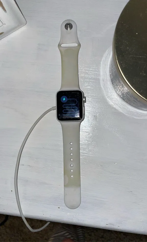 Apple Watch Series 3 - Image 2