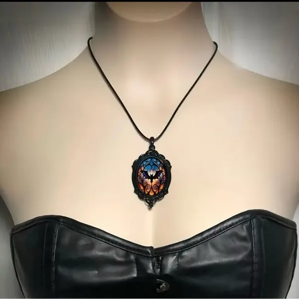 Vintage Gothic Halloween Pendant Bat Pendant Necklace - Image 3