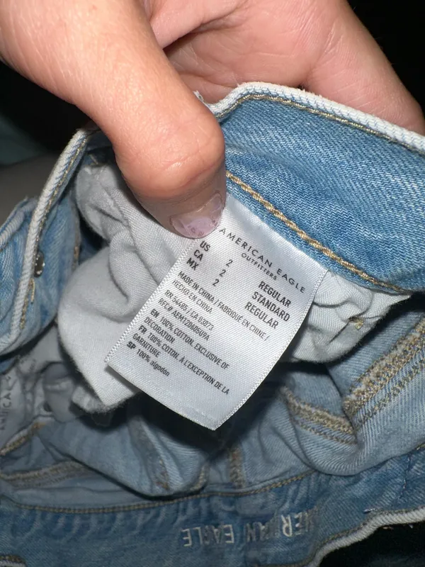 American Eagle Jeans Mom - Image 4