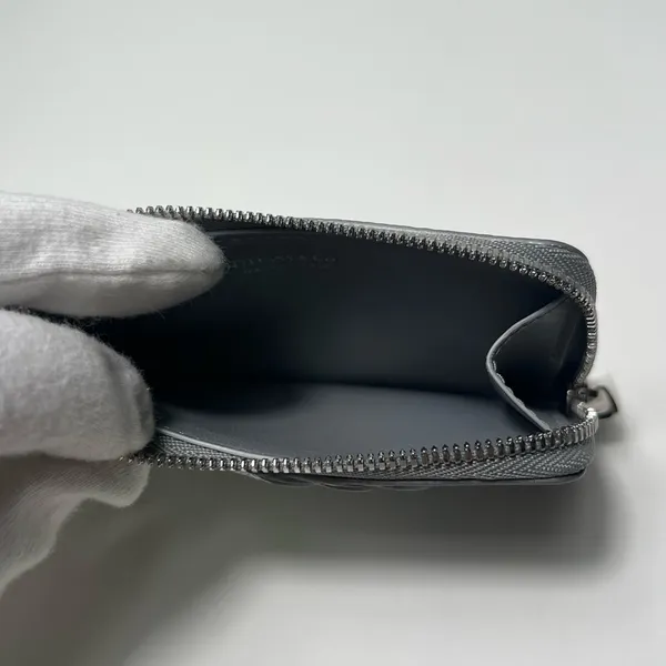 Tiffany & Co. Return to Tiffany Silver Pebbled Zippy Zip Wallet Card Case - Image 15