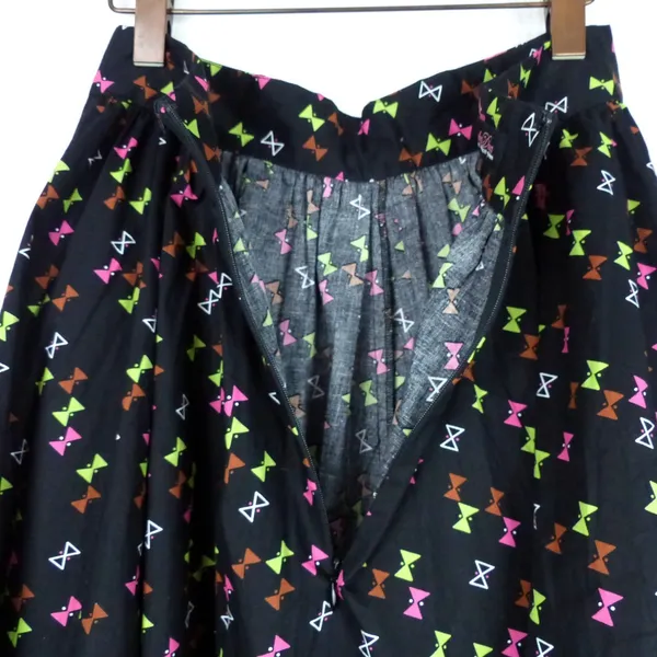 Trashy Diva Lucy Skirt Womens 10 Black Hourglass Bow Print Retro Pinup Mod 50s - Image 10