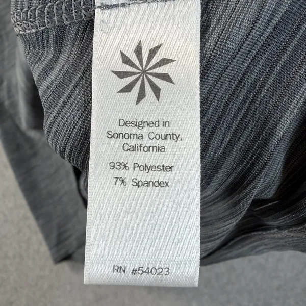 Athleta Women's Medium Gray Heather Short Sleeve Scoop Neck Activewear Top - Image 7