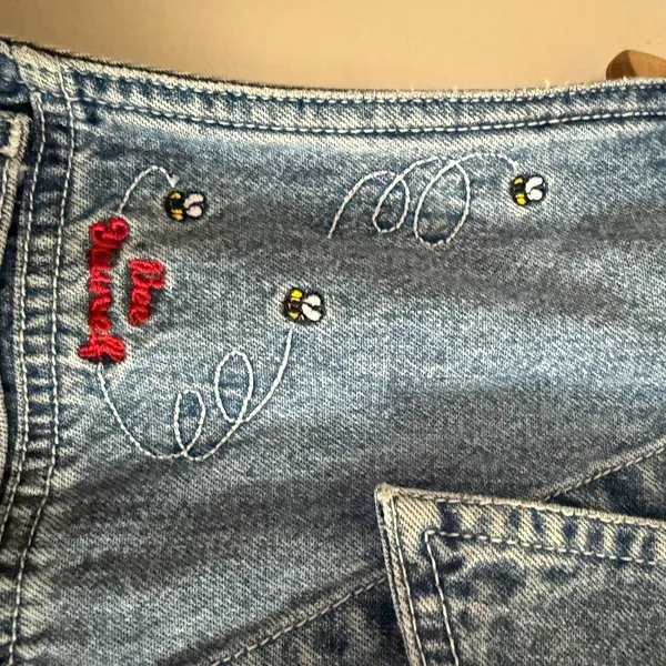 90s Vintage Disney POOH Embroidered Denim Vest Bee Piglet Extra Large - Image 3