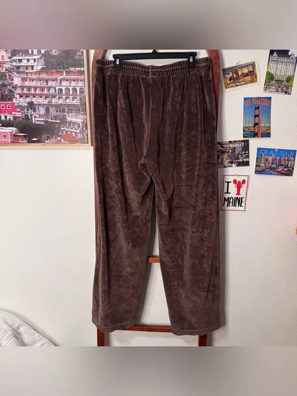 Aritzia TNA Relaxed Velour Sweatpants Brown Straight Leg - Image 6