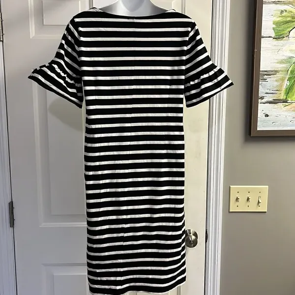J. Crew Black & White Striped T- Shirt Dress w/ Ruffled Puff Sleeves- Small - Image 5