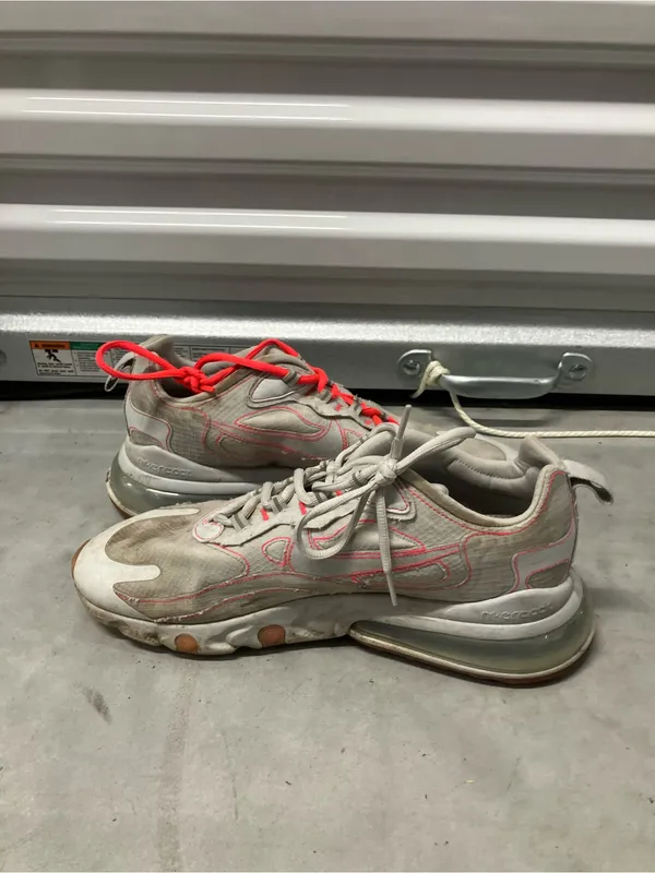 Nike Air Max 270 size 11.5. - Image 4