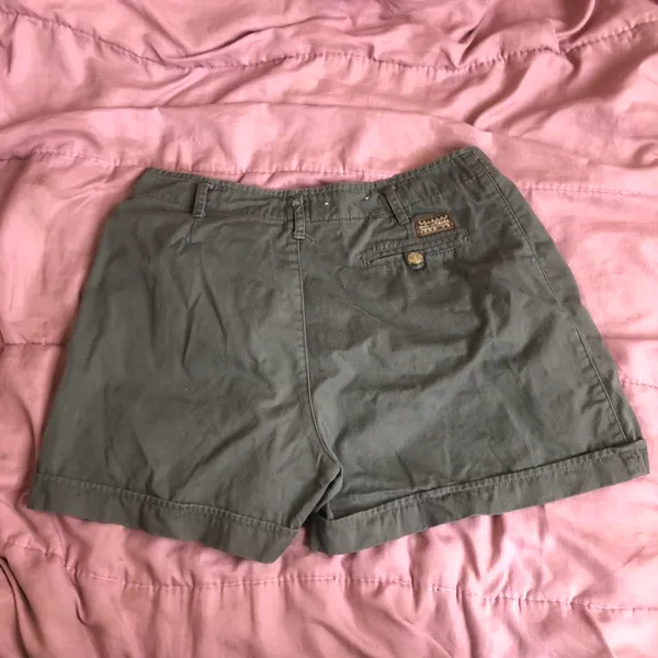 Vintage Arizona Hiking Fisherman Granola Cargo Green high Waisted Pleated Cuff Mom Shorts Khaki Utility Y2K 2000s 90s #streetwear #cottagecore #forest #boho #hipster country western hippie Measurement in pics - Image 3