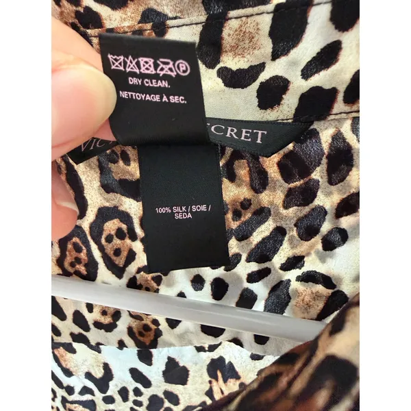 Vintage Victoria's Secret Silk Cheetah Print Blouse Size Medium - Image 3