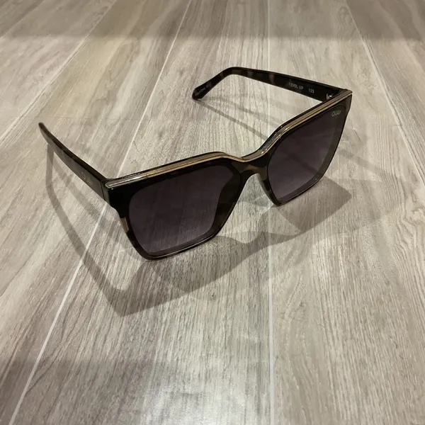 Quay Australia Level‎ Up Sunglasses Tortoise Gold Square Oversized Frame - Image 2