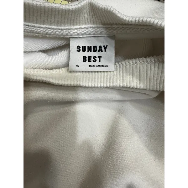 Aritzia Sunday Best Cropped Crewneck Sweatshirt, Ivory Horse Embroidery, Size XS - Image 5