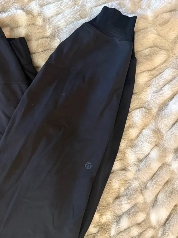 Lululemon Joggers Black - Image 2