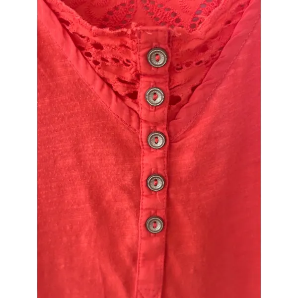 Lucky Brand Womens Coral Red Eyelet Lace Henley Tank Top Sleeveless Shirt Medium - Image 3