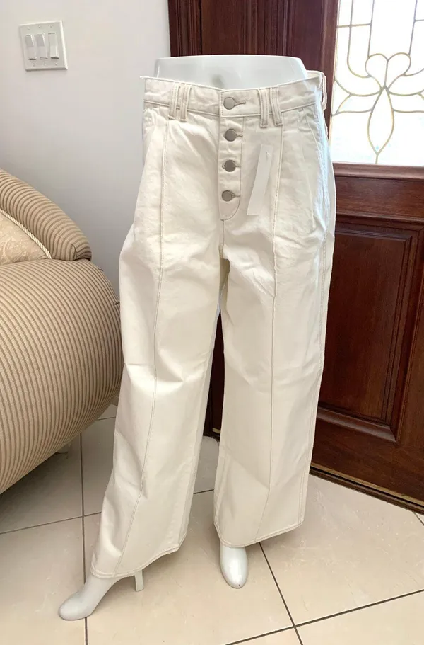 Rokh x GU (Uniqlo) Wide Button Cotton Jeans in Off White - Image 4