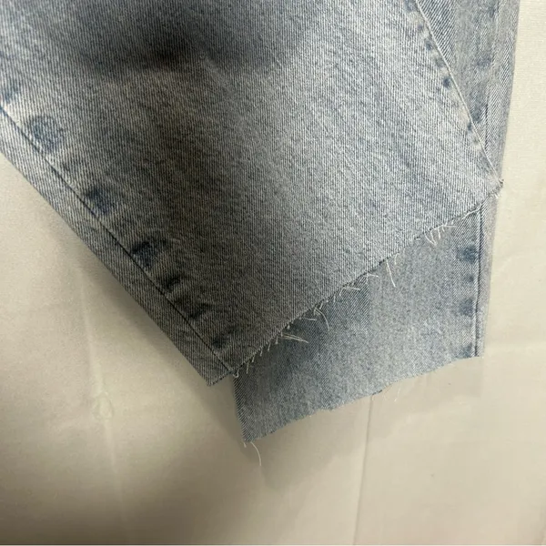 Levi’s Premium Light Wash 501 Straight Leg‎ Denim Blue Jeans Size 25 - Image 5