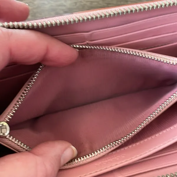 Coach Hearts Zippy Long Wallet - Image 10