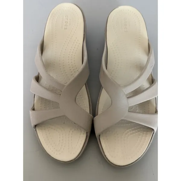 Crocs Sanrah Strappy Wedge Slide Sandals Womens Size 9‎ Taupe Comfort Casual - Image 4