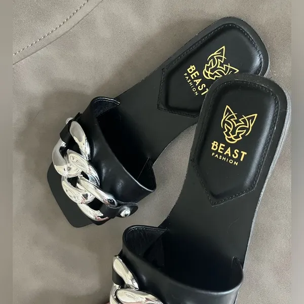 Beast Fashion Black Square Toe Slides Chunky Silver Chain Sandals 6.5 - Image 4