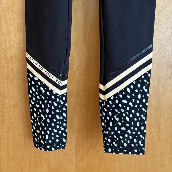 Sarah's Day x White Fox Active Blackout Leggings •‎ X Small - Image 2