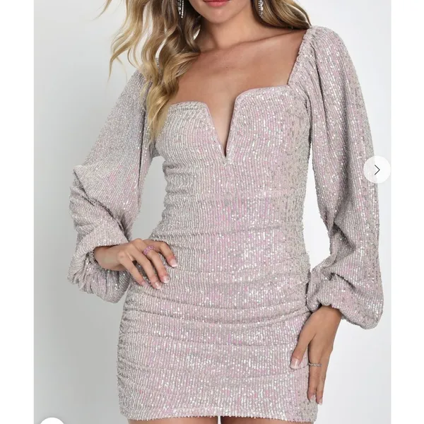 Lulus Fabulous Essence Womens M Blush Iridescent Sequin Bodycon Mini Dress NWT - Image 4