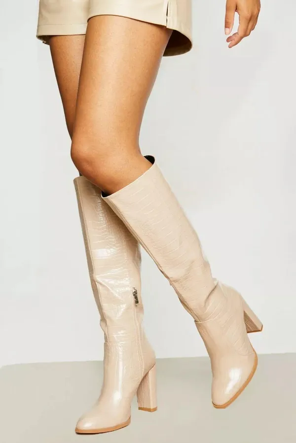 Round Toe Knee High Croc Boot Tan Size 8 - Image 2