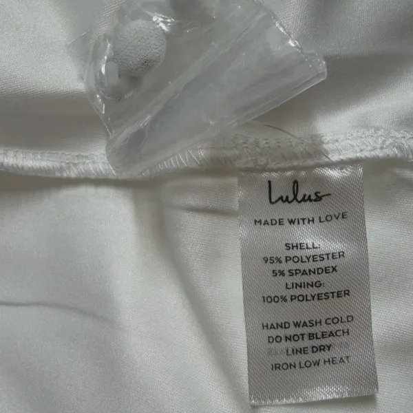 Lulus White Wedding Dress Small New Without Tags Bridal - Image 7
