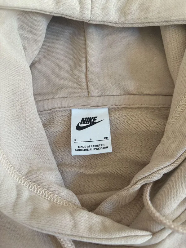 Nike Hoodie Women’s Small - Image 2