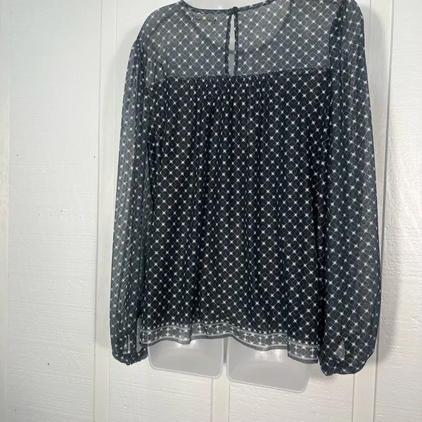 Max Studio Black Floral Sheer Long Sleeve Top Size Large EUC - Image 5