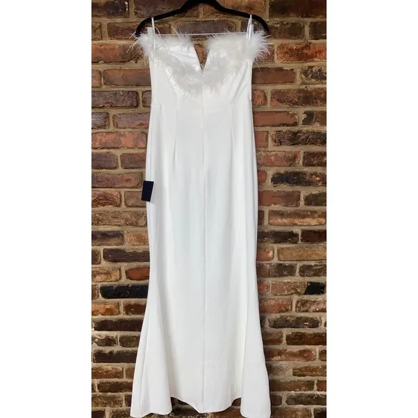 NWT Lulus Extraordinary Glam White Feather Strapless Mermaid Maxi Dress Medium - Image 6