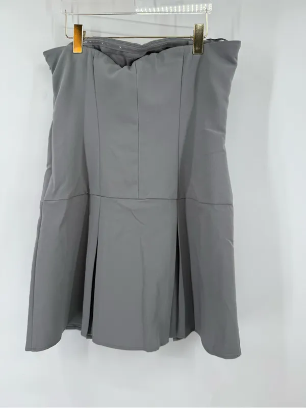Abercrombie & Fitch Strapless Pleated Skort size large tall NWOT - Image 2