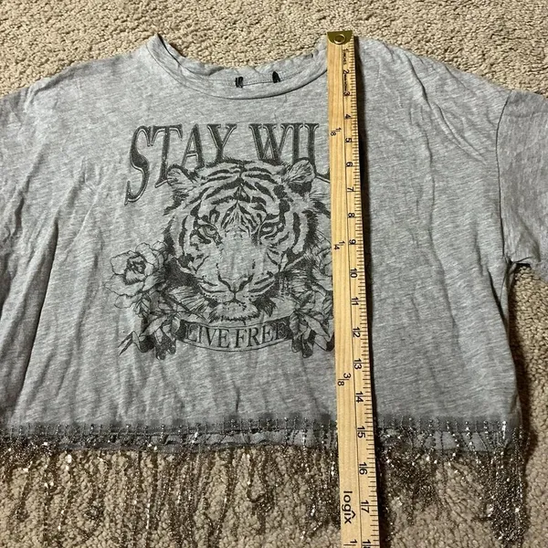 Womens Gray Graphic Crop T‎ Shirt Tiger Roses Stay Wild Live Free Fringe Grunge - Image 5