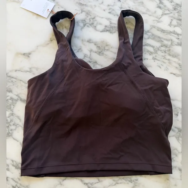 NWT Quince Women's Ultra Form V Neck Cocoa Brown Cropped Sports Bra Sz M - Image 4