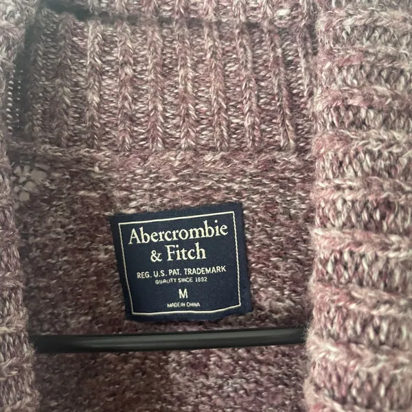 Abercrombie &‎ Fitch Size Medium Purple Knit Cowl Neck Sweater Preppy Academia - Image 7