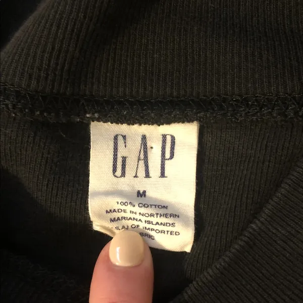 Gap Black Long Sleeve Sweatshirt - Image 2