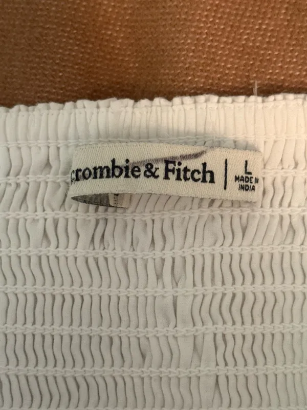 Abercrombie & Fitch White Linen Blend Micro Crop Top - Image 4