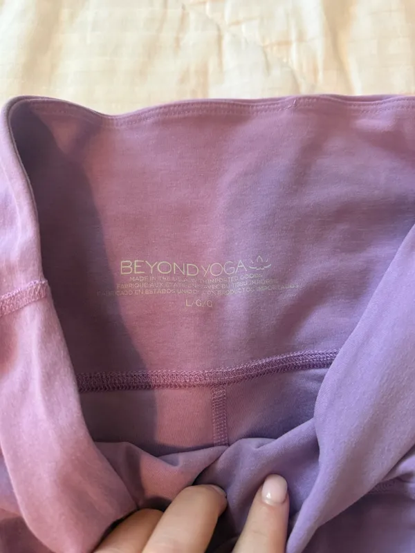 Lavender Beyond Yoga  Leggings - Image 3
