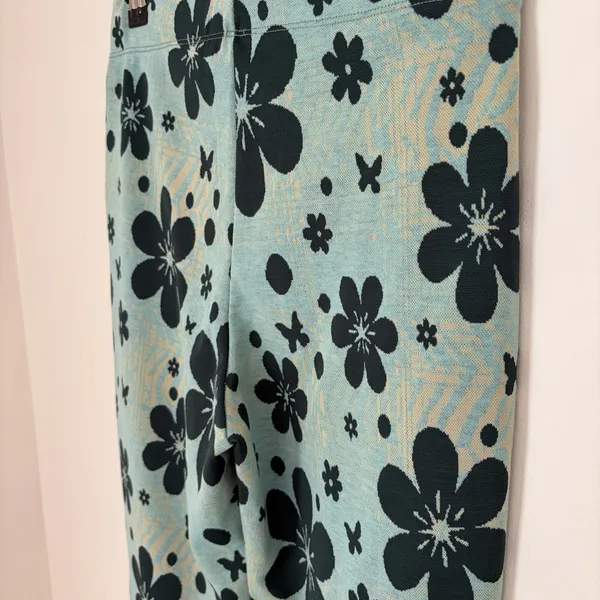 Urban Outfitters Bryn Floral Flare Pants S Green Retro Y2K Stretch Knit Boho - Image 8
