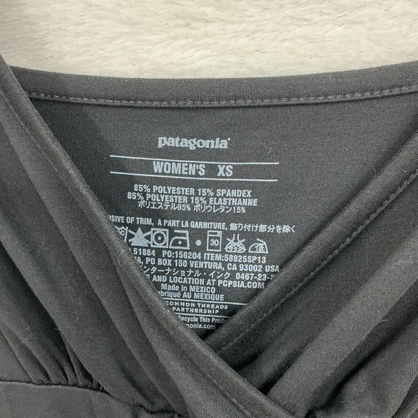 Patagonia Black V-Neck Mini DressA551 - Image 3