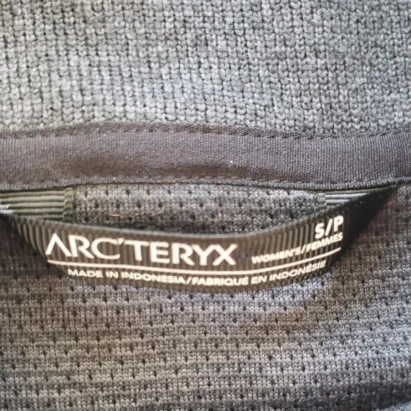 Arcteryx Gray Mock Neck Sweater Size Small Chic Feminine Athleisure Trendy - Image 8