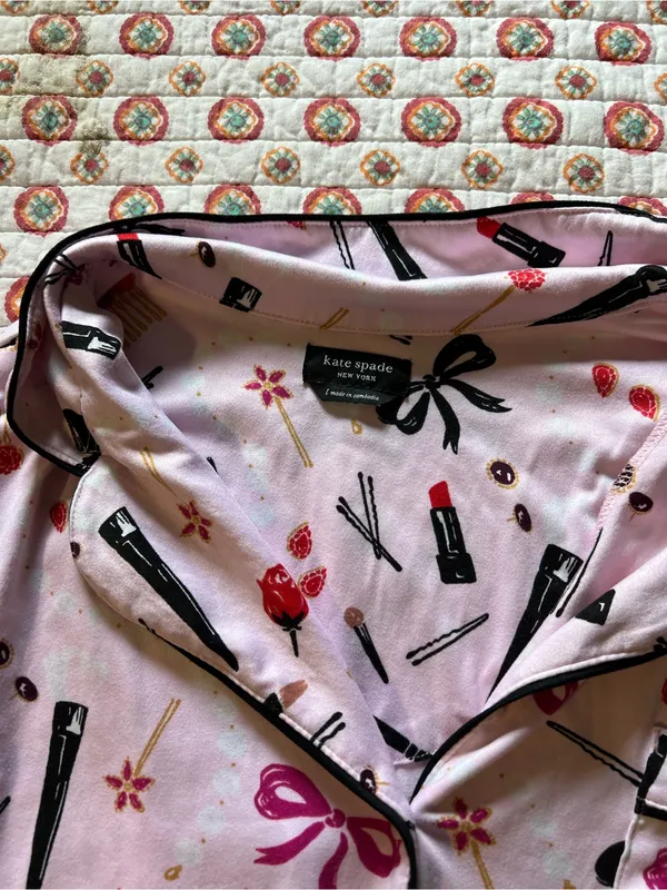 Kate Spade All Dolled Up Makeup Bows Pajama Top size large - Image 2